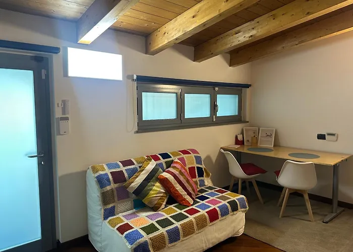 Casa Di Chloe - A Pochi Passi Dai Navigli Bocconi-NABA-IULM -Raggiungile Il Duomo A Piedi