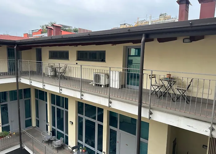 Casa Di Chloe - A Pochi Passi Dai Navigli Bocconi-NABA-IULM -Raggiungile Il Duomo A Piedi